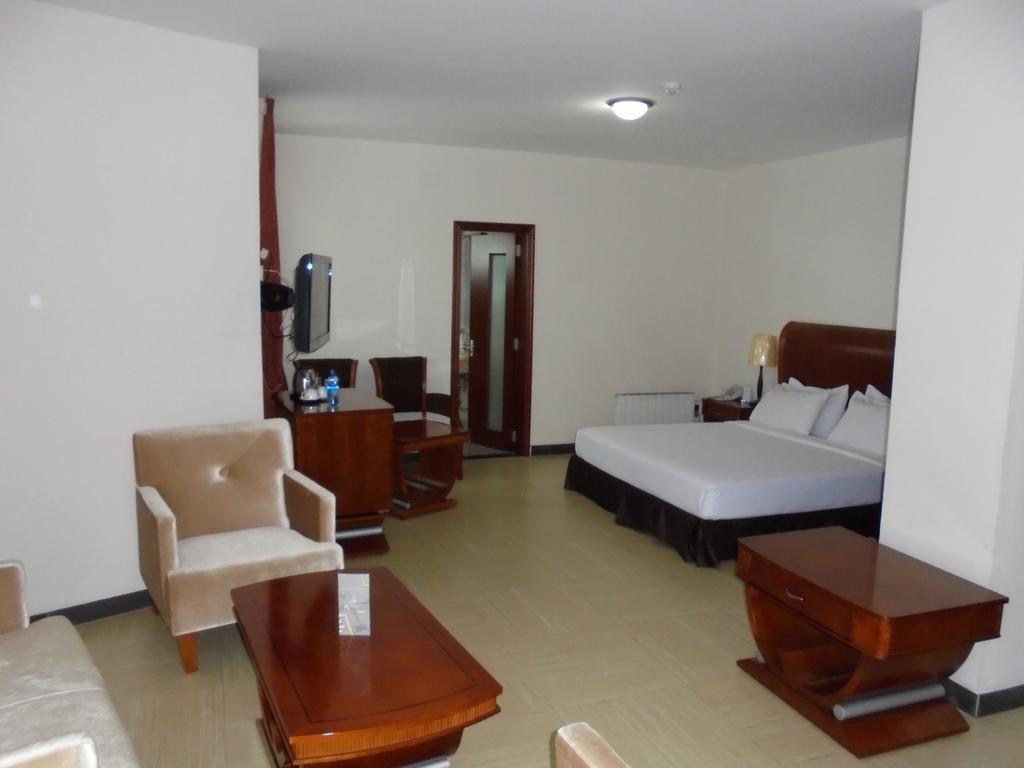 Aphrodite International Hotel Adís Abeba Exterior foto